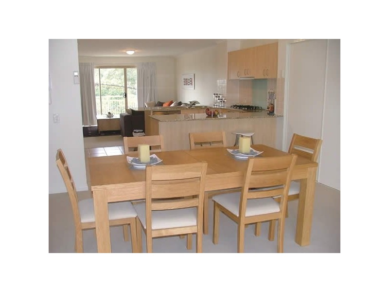 4 Park Avenue, Burleigh Heads QLD 4220