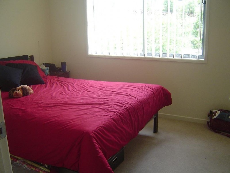 1 Belongil St, Pacific Pines QLD 4211