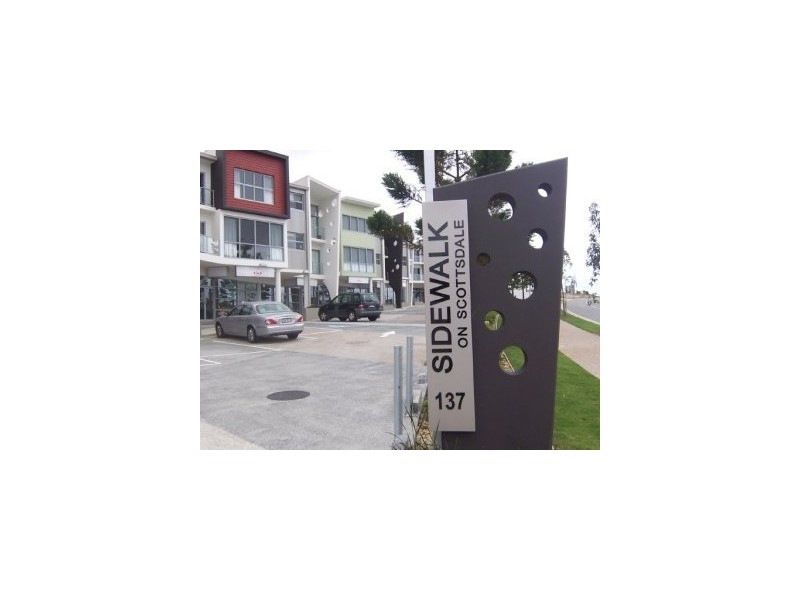 137 Scottsdale Drive, Robina QLD 4226