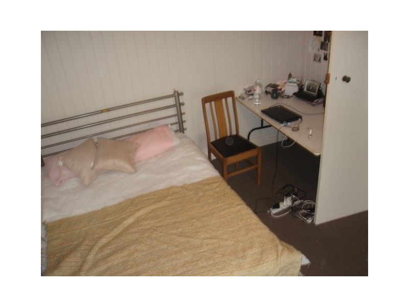 12 Pioneer Street, Toowong QLD 4066