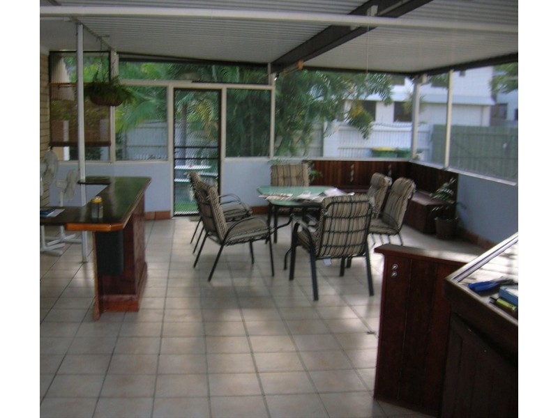 106 Banfield Drive, Mount Louisa QLD 4814