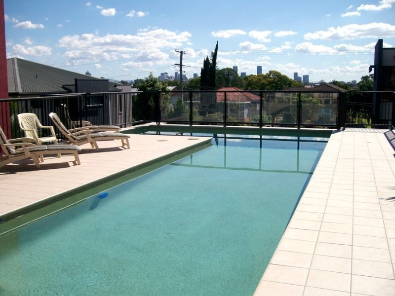 15 Kitchener, Coorparoo QLD 4151