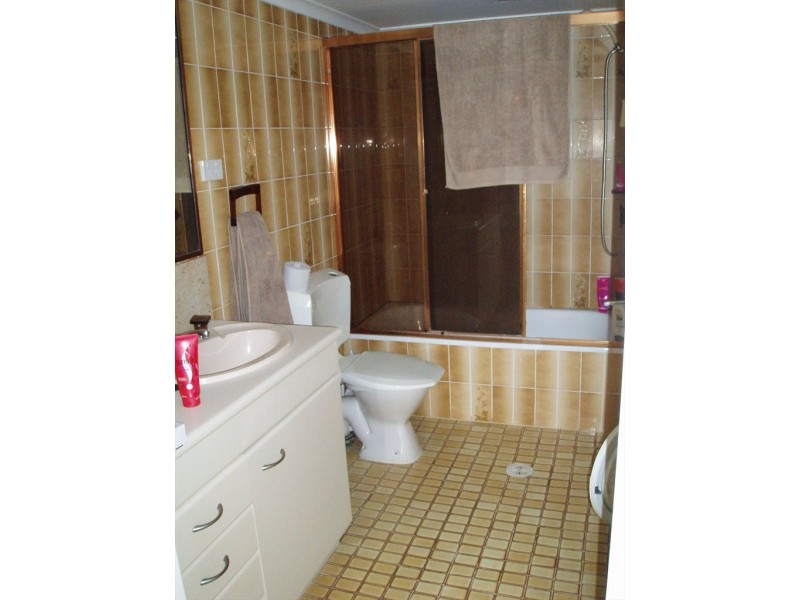 3 Clifford St, Gold Coast QLD 4217