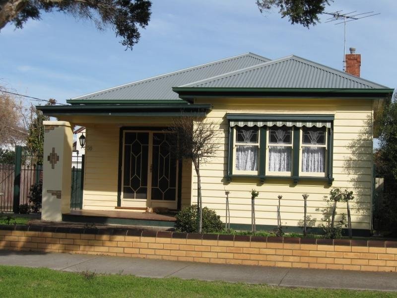 30 Grey, East Geelong VIC 3219