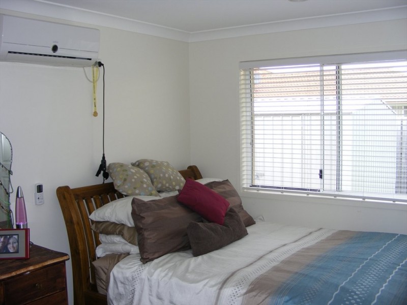 18 Nuthatch Street, Burleigh Waters QLD 4220