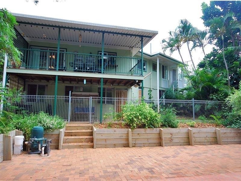 Schmidt st, Frenchville QLD 4701