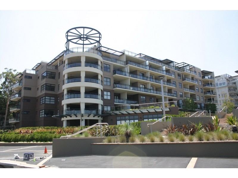 13 Bay Drive, Meadowbank NSW 2114