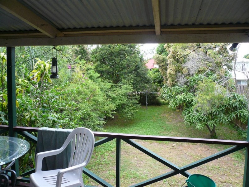 38 Pear Street, Greenslopes QLD 4120