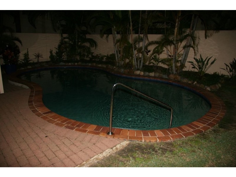Whyenbah Street, Hamilton QLD 4007