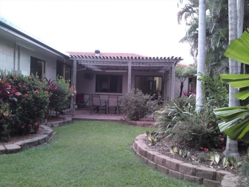 233 Stuart Drive, Wulguru QLD 4811