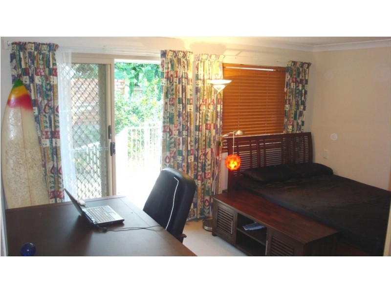 Wardoo st, Ashmore QLD 4214