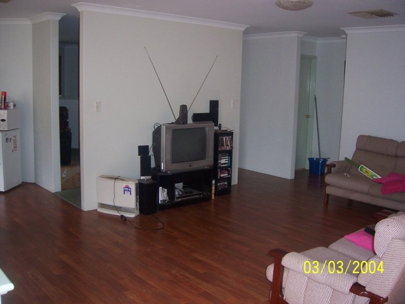 15 irene mccormack way, Queens Park WA 6107