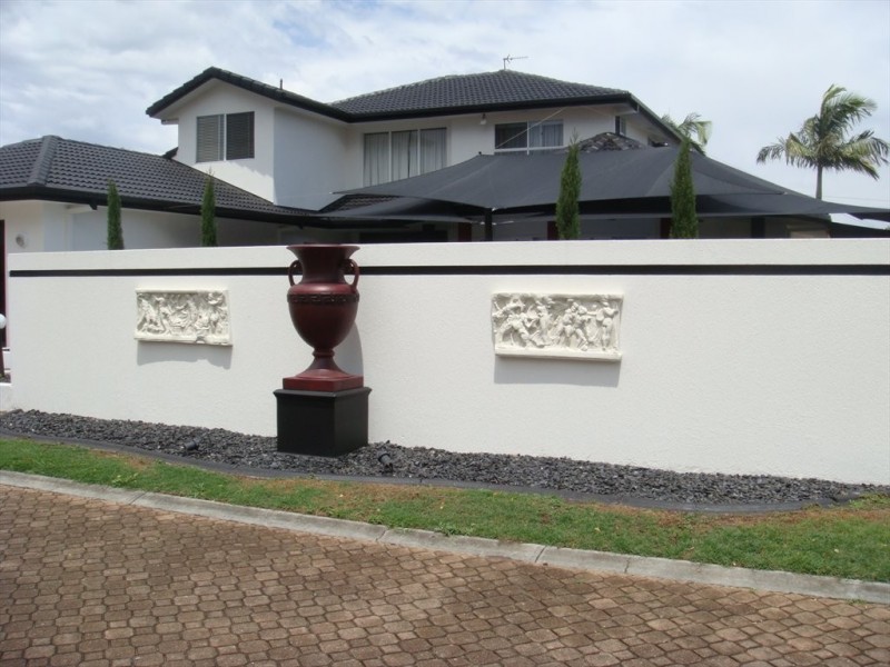 131 Morala Avenue, Runaway Bay QLD 4216