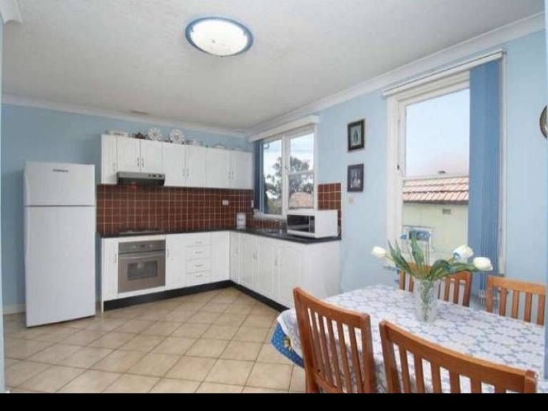 Broughton St, Old Guildford NSW 2161