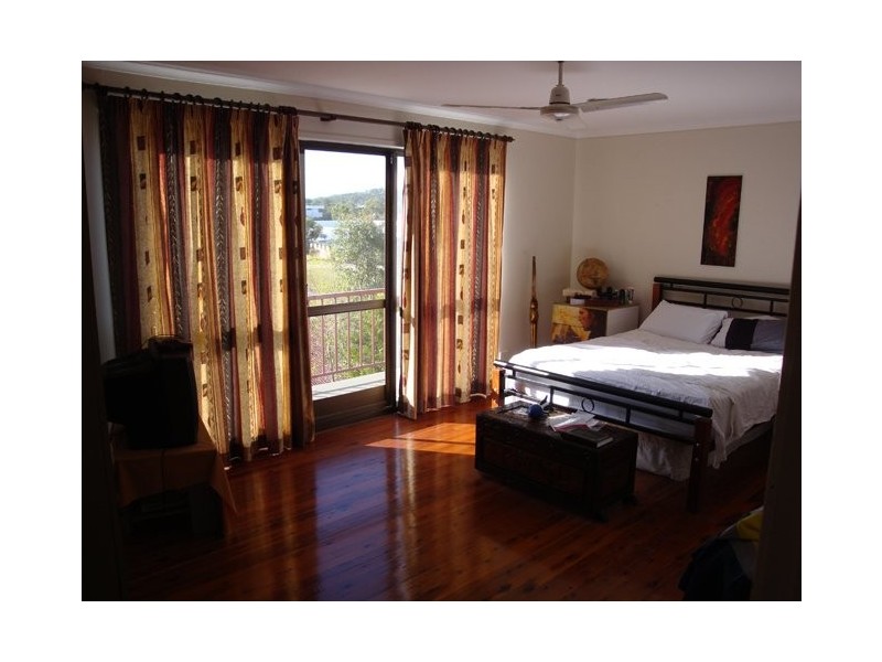 6 Watt st, West Gladstone QLD 4680
