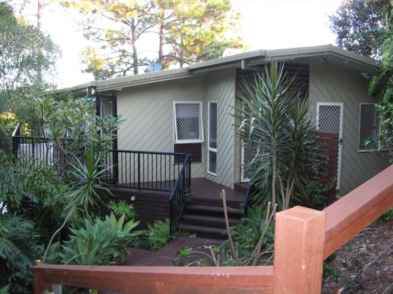 Bindoon, Elanora QLD 4221