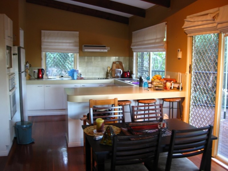 Bindoon, Elanora QLD 4221