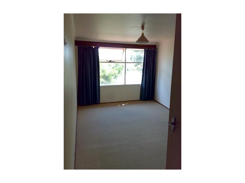 83 normanby, East Geelong VIC 3219