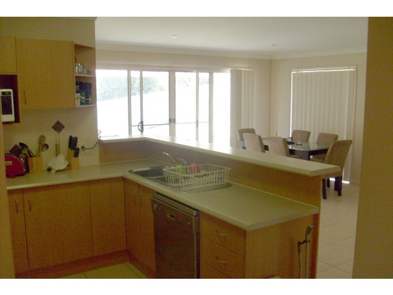 4 Freestone drive, Upper Coomera QLD 4209