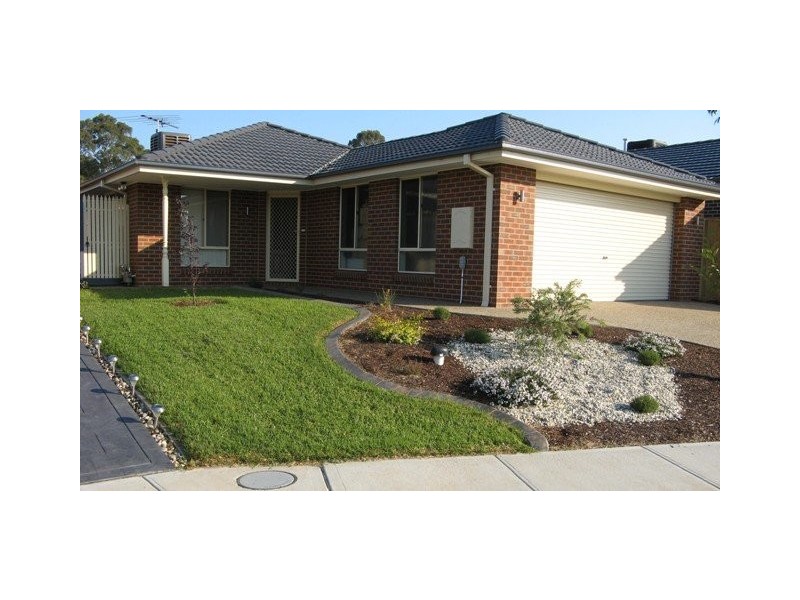 76 Tipperary Circuit, Pakenham VIC 3810