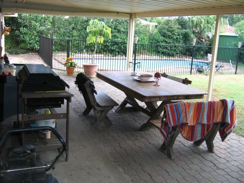 southerly, Mermaid Waters QLD 4218