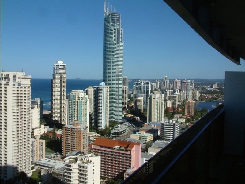9 Ferny Ave, Surfers Paradise QLD 4217