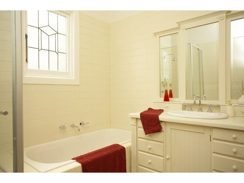 34 Thistle street, Brunswick VIC 3056