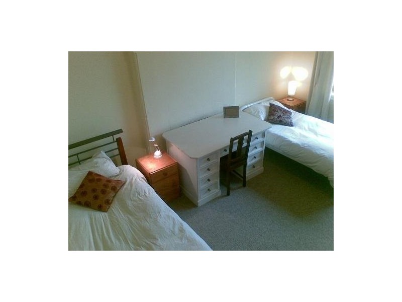 Edinburgh Rd, Marrickville NSW 2204