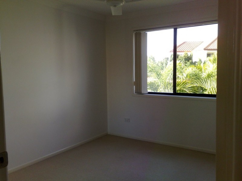 127 Gooding Drive, Merrimac QLD 4226