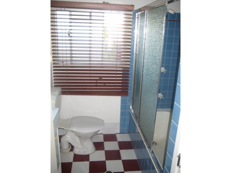 Holland Rd, Holland Park QLD 4121