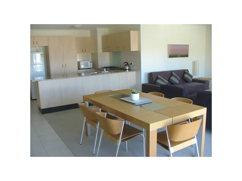 4 Park Avenue, Burleigh Heads QLD 4220