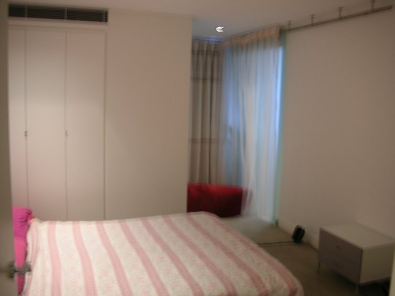 8 Glen St, Milsons Point NSW 2061