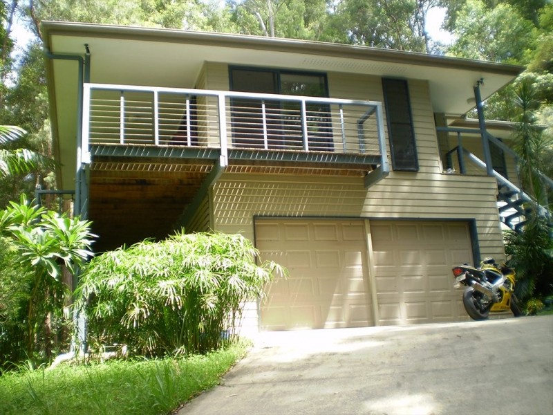 Fiona St, Bellbird Park QLD 4300