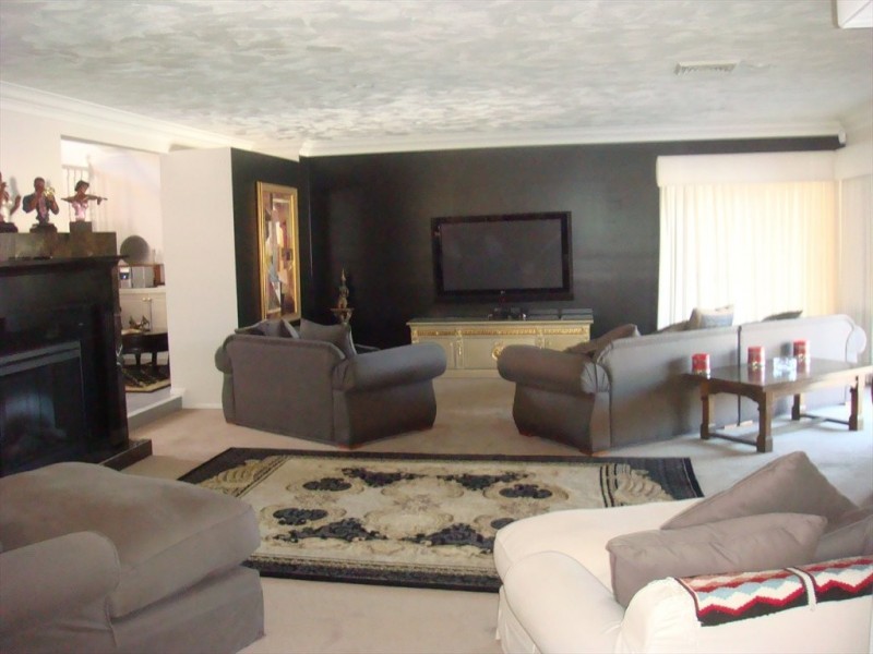 131 Morala Avenue, Runaway Bay QLD 4216