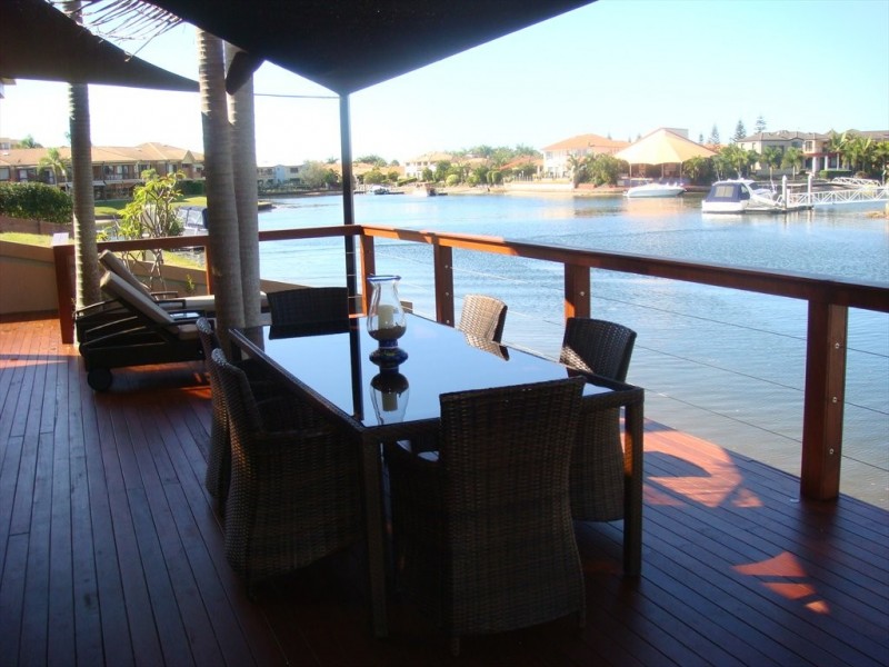 131 Morala Avenue, Runaway Bay QLD 4216