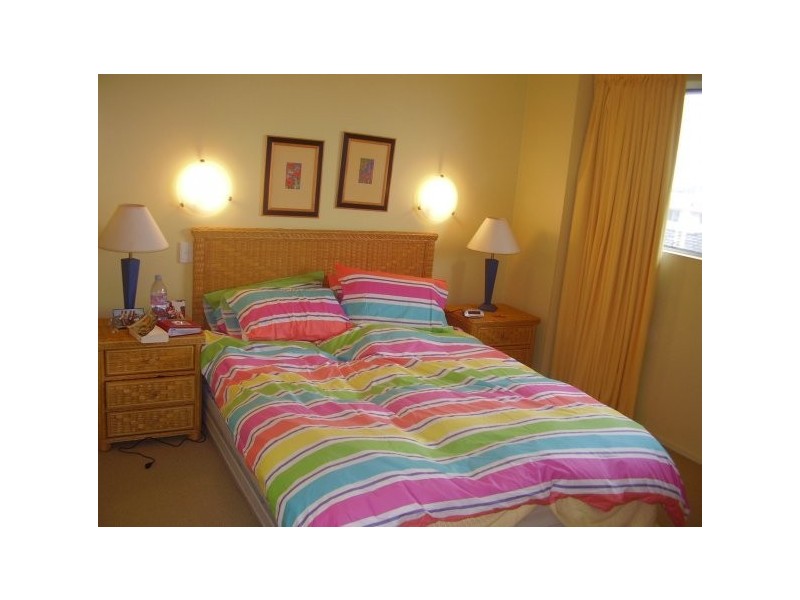 100 Petrel, Nobby Beach QLD 4218