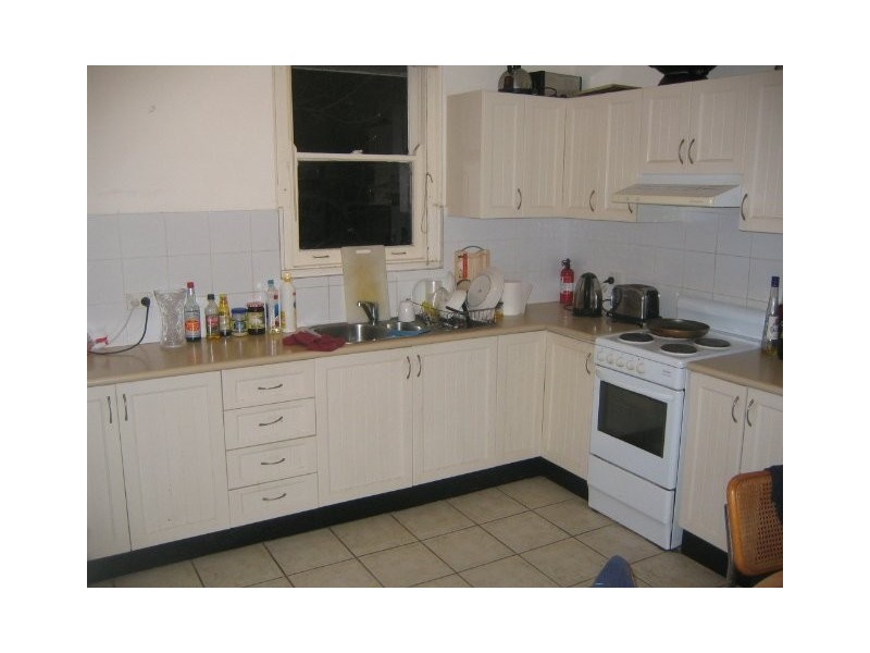 36 wyndora ave, Freshwater NSW 2096