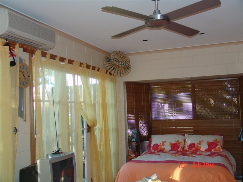 Sydney, Bayview Heights QLD 4868