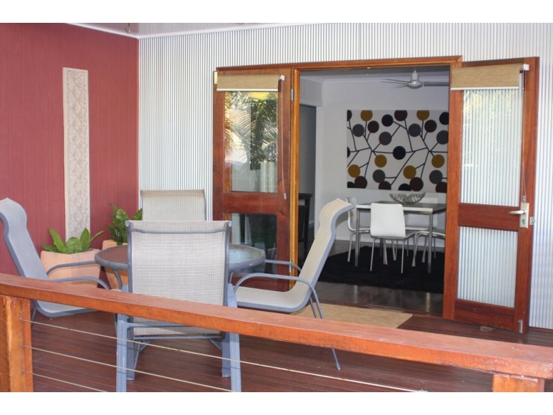 Beach Avenue, Tannum Sands QLD 4680