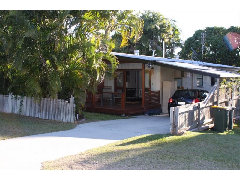 Beach Avenue, Tannum Sands QLD 4680
