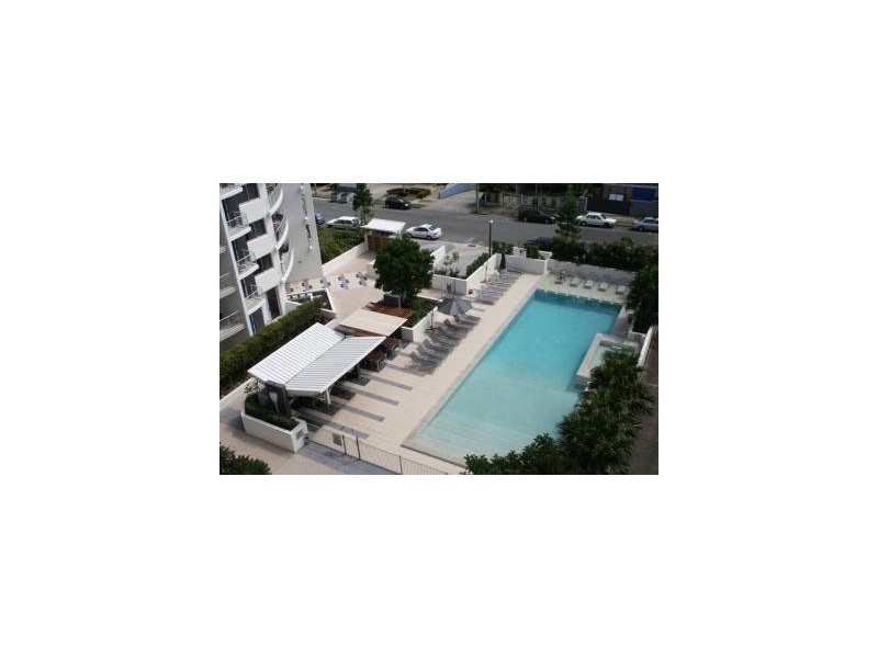 Cypress ave, Surfers Paradise QLD 4217