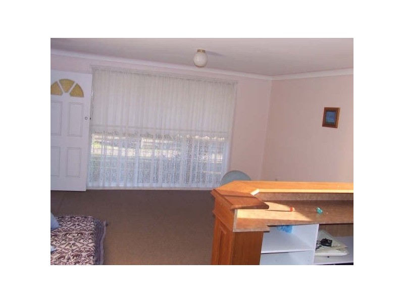 106  Toronto Pde, Sutherland NSW 2232