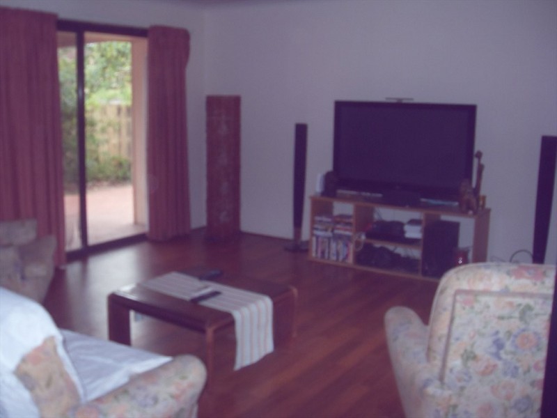 mews court, Oxenford QLD 4210