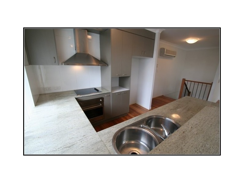 27 Eugenia Circuit, Robina QLD 4226