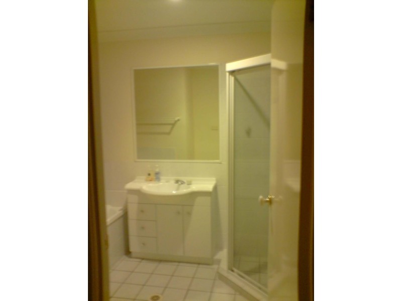 1 Studio Drive, Pacific Pines QLD 4211
