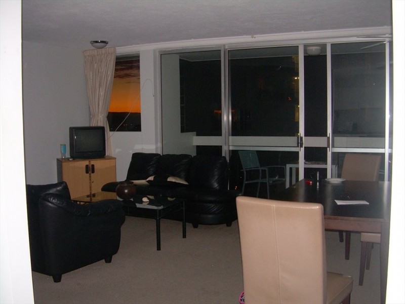 32 riverview parade, Surfers Paradise QLD 4217