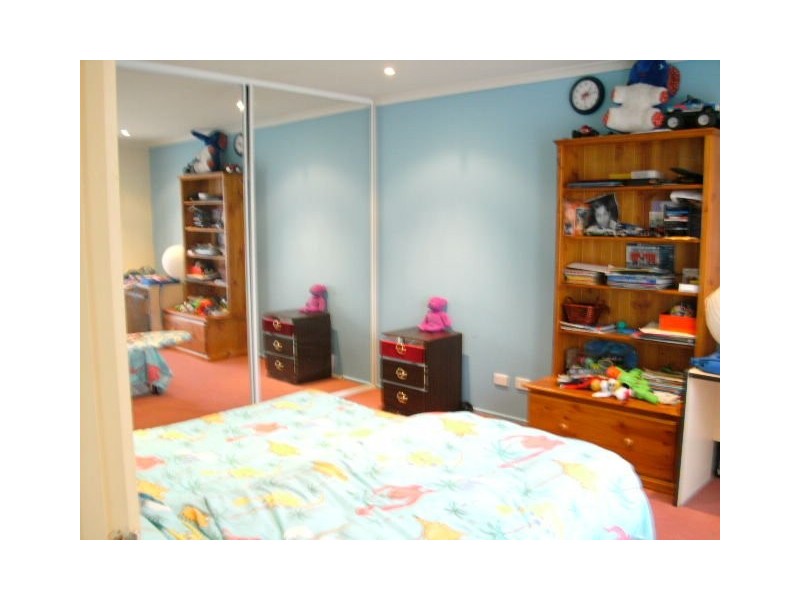 9  Gellion Place, Roxburgh Park VIC 3064