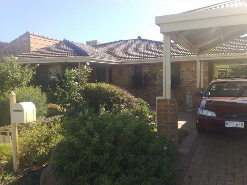 5 mercer road, Riverton WA 6148