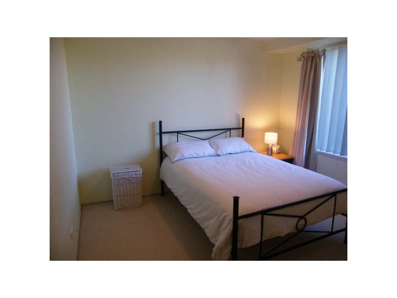 11 Throsby Ave, Horsley NSW 2530