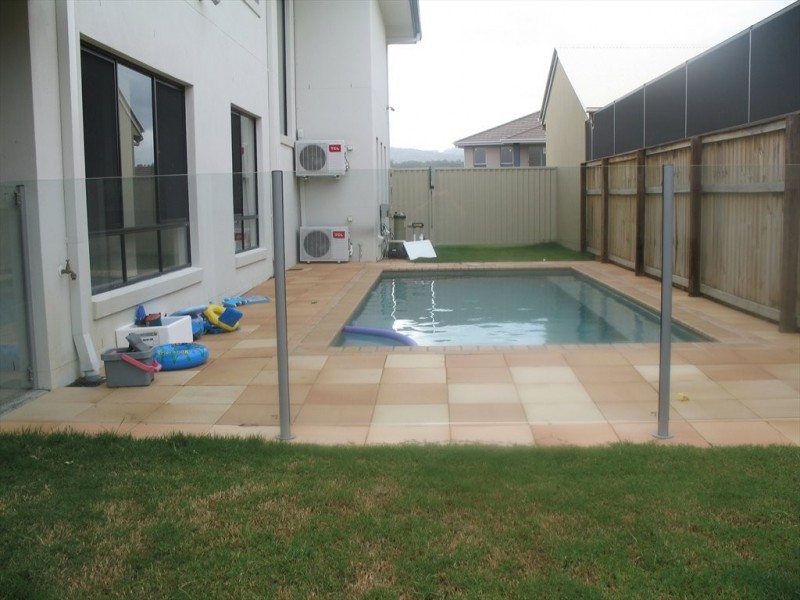 rushcutter ave, Oxenford QLD 4210